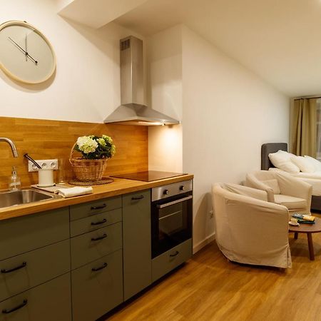 Apartmany Tachov - Tiny House ภายนอก รูปภาพ