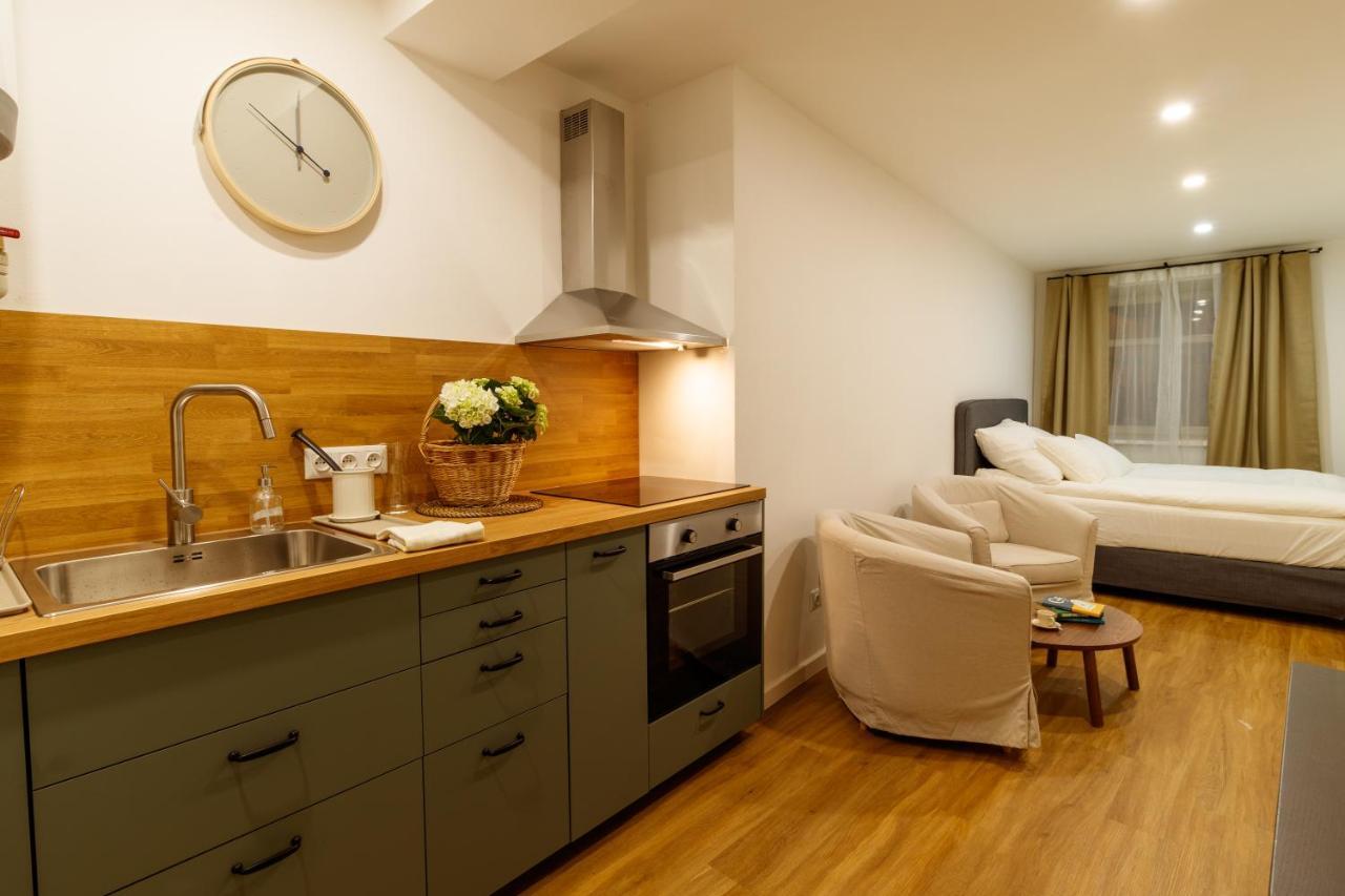 Apartmany Tachov - Tiny House ภายนอก รูปภาพ
